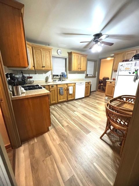 Tiny photo for 866 Lincoln Street, Marseilles, IL 61341 (MLS # 12504908)