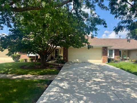 Tiny photo for 29 Fallcreek Circle, Montgomery, IL 60538 (MLS # 12727320)