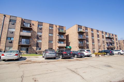 Tiny photo for Des Plaines, IL 60016 (MLS # 12604259)