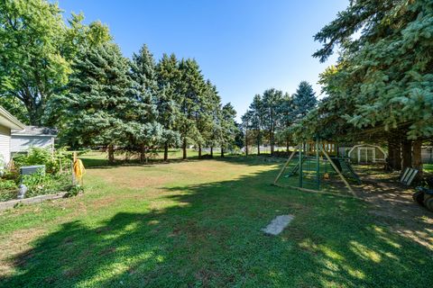 Tiny photo for 1724 LAKE HOLIDAY Drive, Lake Holiday, IL 60548 (MLS # 12491722)