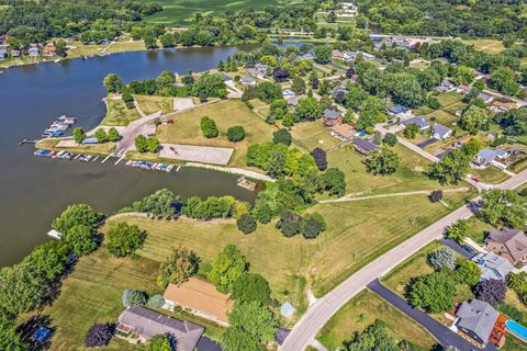 Tiny photo for 1724 LAKE HOLIDAY Drive, Lake Holiday, IL 60548 (MLS # 12491722)