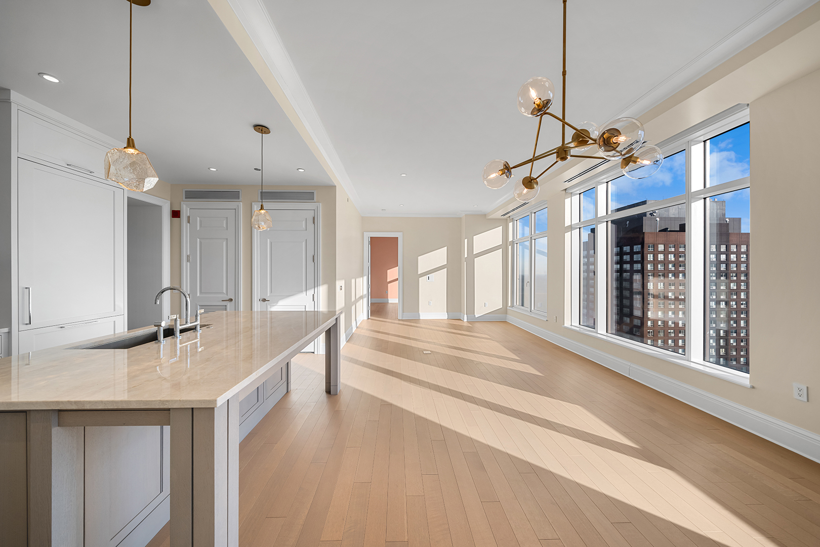 451 E Grand Avenue 4804