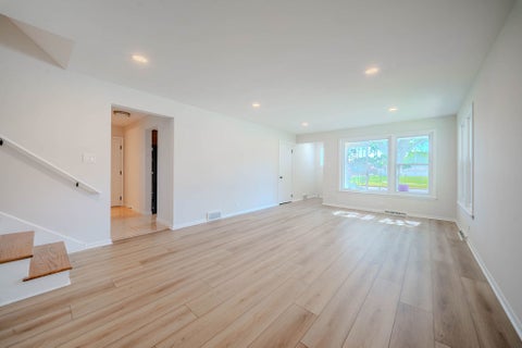 Tiny photo for 1944 S 15th Avenue, Broadview, IL 60155 (MLS # 12665019)