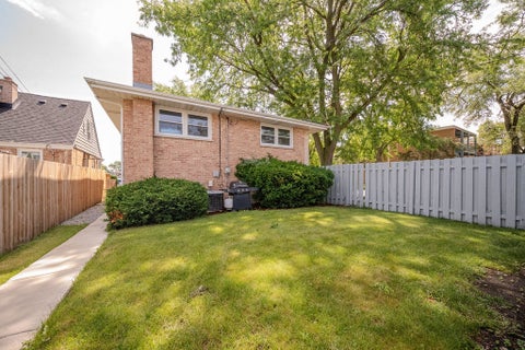 Tiny photo for 1944 S 15th Avenue, Broadview, IL 60155 (MLS # 12665019)