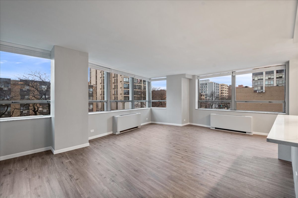 5701 N Sheridan Road 3B