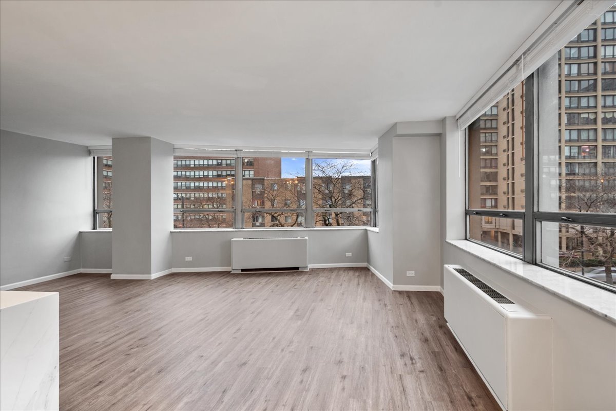 5701 N Sheridan Road 3B