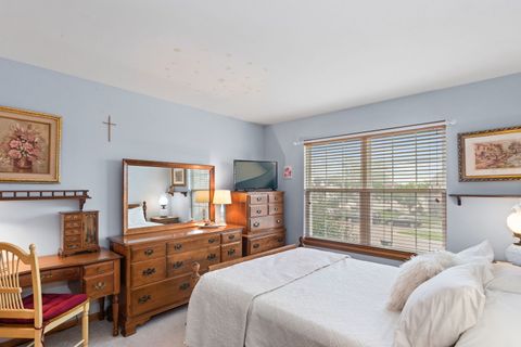 Tiny photo for 1476 S WILD MEADOW Road, Round Lake, IL 60073 (MLS # 12475331)