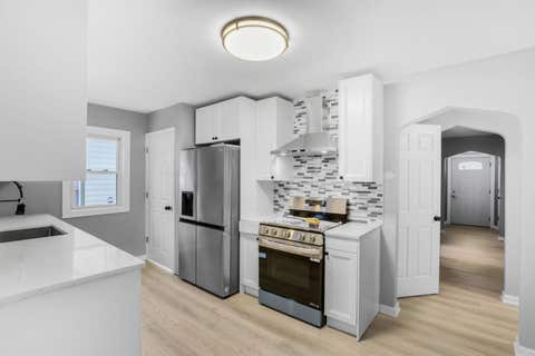 Tiny photo for 3250 186th Street, Lansing, IL 60438 (MLS # 12537884)