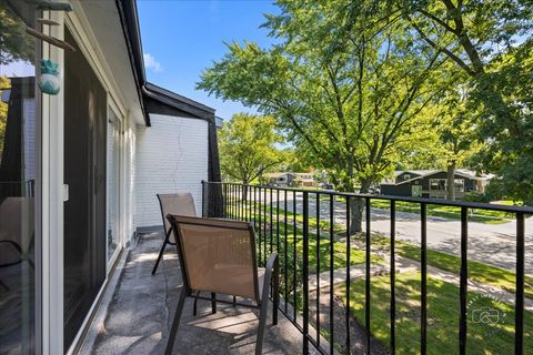 Tiny photo for 1125 Royal Saint George Drive #208, Naperville, IL 60563 (MLS # 12454817)