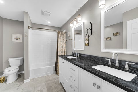 Tiny photo for 1257 Oakleaf Court, Aurora, IL 60506 (MLS # 12691683)