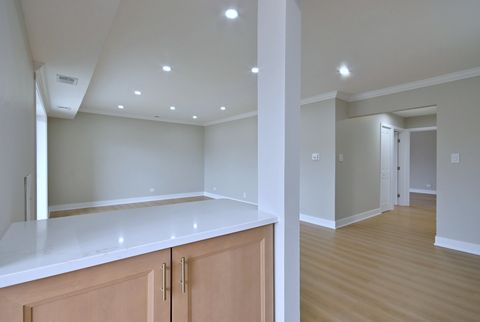 Tiny photo for 945 E Kenilworth Avenue #312, Palatine, IL 60074 (MLS # 12602570)