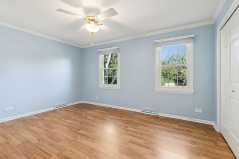 Tiny photo for 1940 Chippewa Drive, Wheaton, IL 60189 (MLS # 12493527)