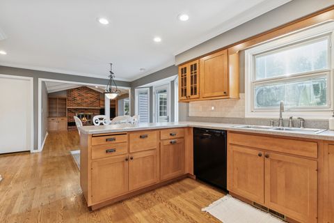 Tiny photo for 1940 Chippewa Drive, Wheaton, IL 60189 (MLS # 12493527)