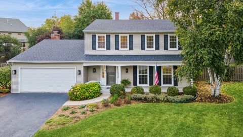 Photo of 1940 Chippewa Drive, Wheaton, IL 60189 (MLS # 12493527) Photo of 1940 Chippewa Drive, Wheaton, IL 60189 (MLS # 12493527)