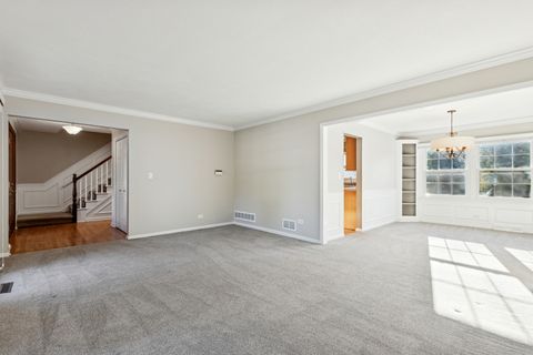 Tiny photo for 1940 Chippewa Drive, Wheaton, IL 60189 (MLS # 12493527)