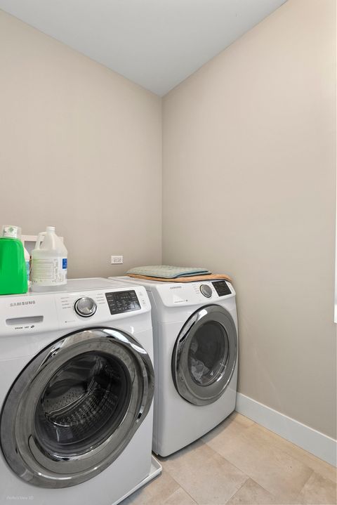 Tiny photo for 5033 W Winona Street, Chicago, IL 60630 (MLS # 12608944)