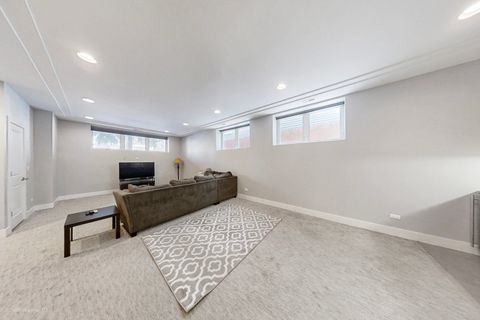 Tiny photo for 5033 W Winona Street, Chicago, IL 60630 (MLS # 12608944)