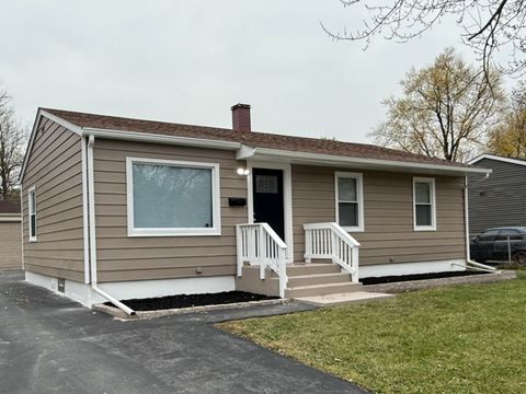 A home in Sauk Village