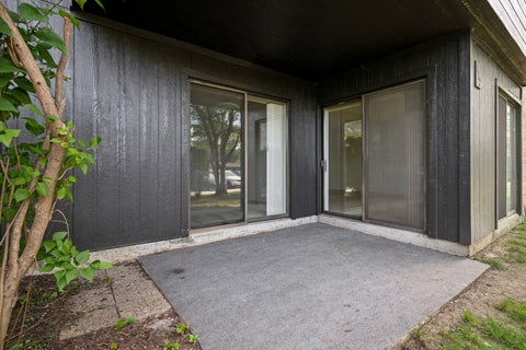 Tiny photo for 1325 N Sterling Avenue #112, Palatine, IL 60067 (MLS # 12590800)