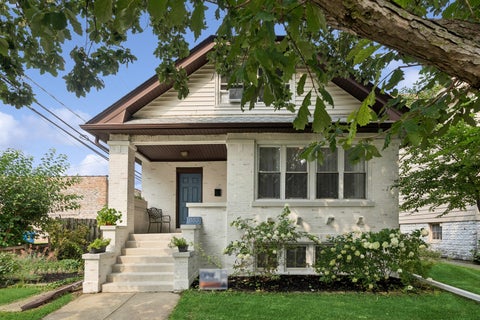 Tiny photo for 1183 S Cuyler Avenue, Oak Park, IL 60304 (MLS # 12721733)