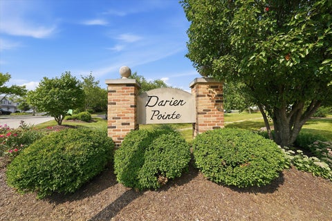 Photo of 8321 Highpoint Circle #D, Darien, IL 60561 (MLS # 12763224)