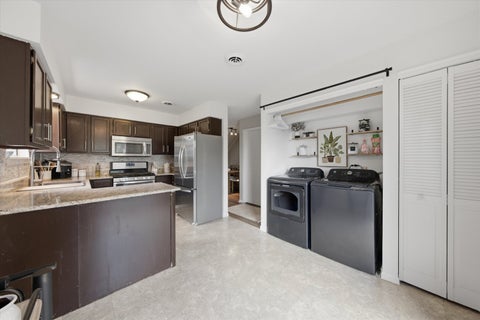 Tiny photo for 8321 Highpoint Circle #D, Darien, IL 60561 (MLS # 12763224)