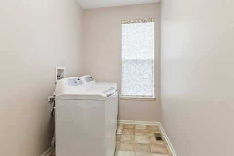 Tiny photo for 467 Snow Street, Sugar Grove, IL 60554 (MLS # 12602540)