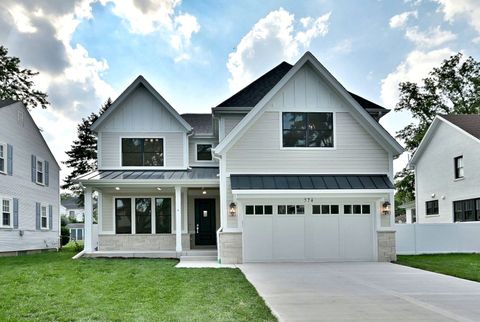 Photo of 322 N Highland Avenue, Elmhurst, IL 60126 (MLS # 12481416)