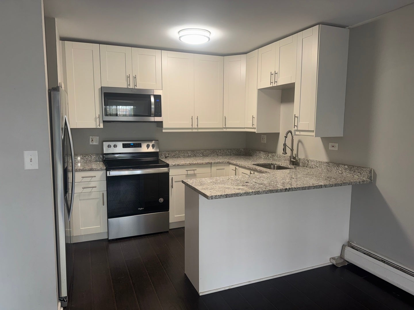 1810 Hemlock Place 208