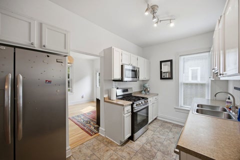 Tiny photo for 602 S 5th Avenue, St. Charles, IL 60174 (MLS # 12748763)
