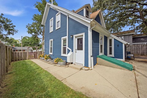 Tiny photo for 602 S 5th Avenue, St. Charles, IL 60174 (MLS # 12748763)