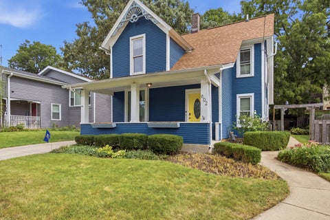Photo of 602 S 5th Avenue, St. Charles, IL 60174 (MLS # 12748763)