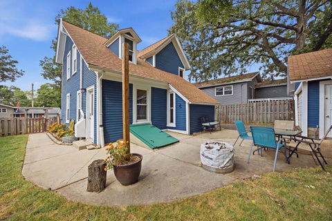 Tiny photo for 602 S 5th Avenue, St. Charles, IL 60174 (MLS # 12748763)