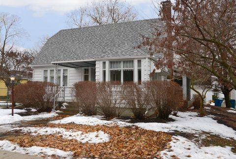 Tiny photo for 221 E Grove Street, Utica, IL 61373 (MLS # 12532788)