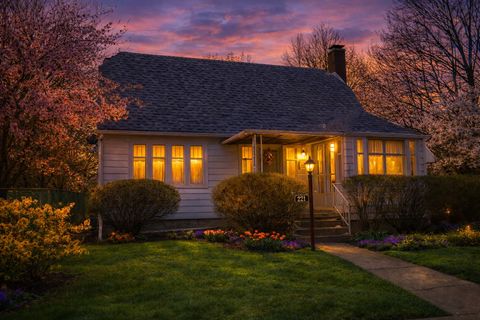 Tiny photo for 221 E Grove Street, Utica, IL 61373 (MLS # 12532788)