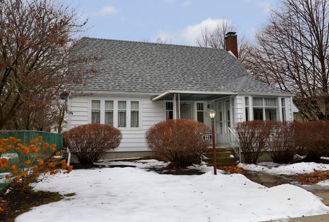 Tiny photo for 221 E Grove Street, Utica, IL 61373 (MLS # 12532788)