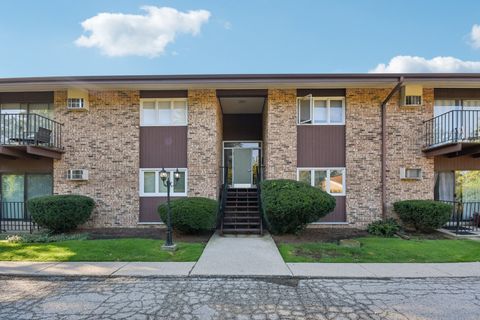 505 Kenilworth Avenue 4 Glen Ellyn IL 60137