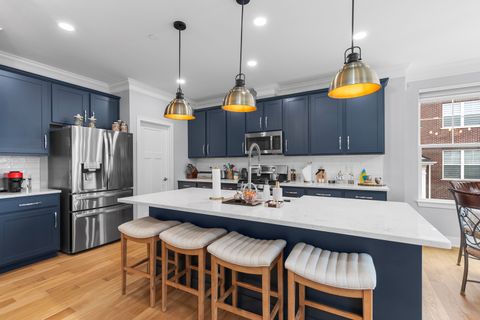 Tiny photo for 418 Bluff Avenue, La Grange, IL 60525 (MLS # 12495688)