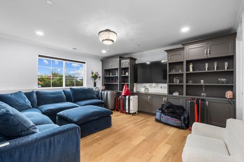 Tiny photo for 418 Bluff Avenue, La Grange, IL 60525 (MLS # 12495688)