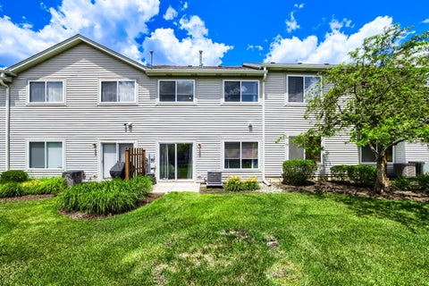 Tiny photo for 233 Nicole Drive #C, South Elgin, IL 60177 (MLS # 12680475)