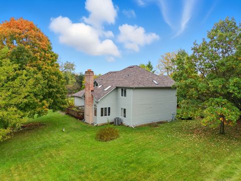 Tiny photo for 4420 Stonehaven Drive, Long Grove, IL 60047 (MLS # 12501855)