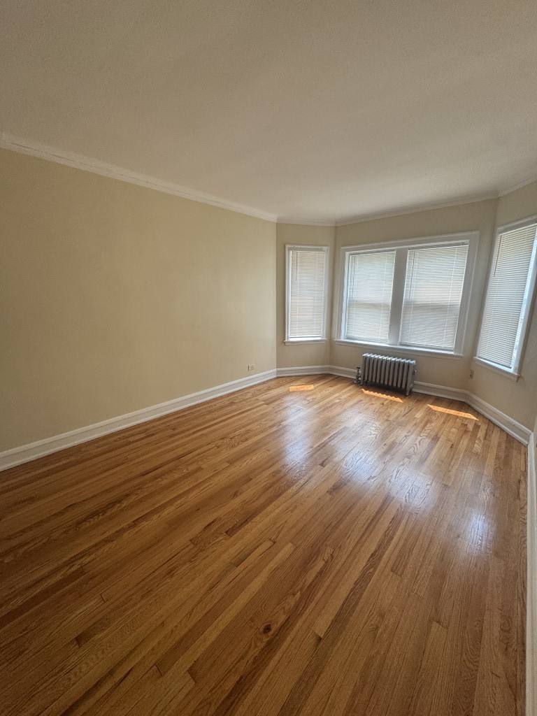 6214 N MOZART Street 2E