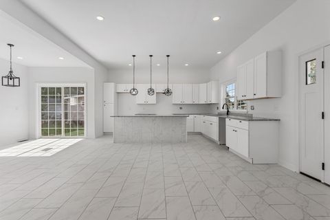 Tiny photo for 409 E Buckner Street, Tuscola, IL 61953 (MLS # 12392346)