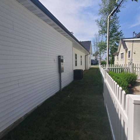 Tiny photo for 409 E Buckner Street, Tuscola, IL 61953 (MLS # 12392346)