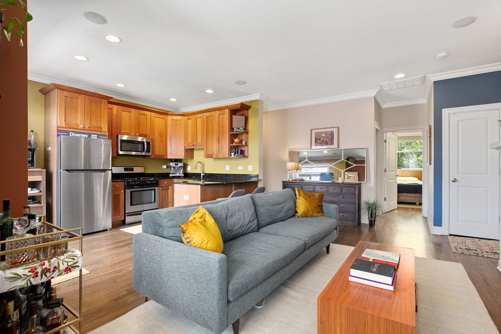 2701 N Mildred Avenue 3B