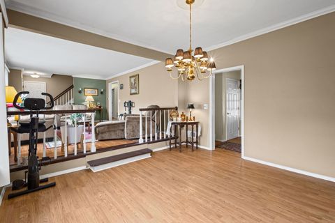 Tiny photo for 420 Summit Street, Algonquin, IL 60102 (MLS # 12603481)