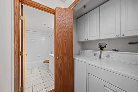 Tiny photo for 15 S Pine Street #507, Mount Prospect, IL 60056 (MLS # 12720792)