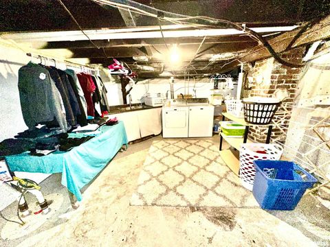 Tiny photo for 602 N SPRINGER Street, Carbondale, IL 62983 (MLS # EB460694)