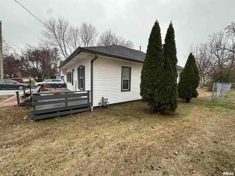 Tiny photo for 602 N SPRINGER Street, Carbondale, IL 62983 (MLS # EB460694)