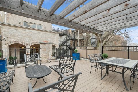 Tiny photo for 1414 N Mohawk Street, Chicago, IL 60610 (MLS # 12497554)